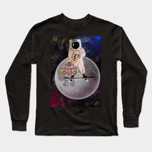 Skateboarding Astronaut with Boombox Long Sleeve T-Shirt